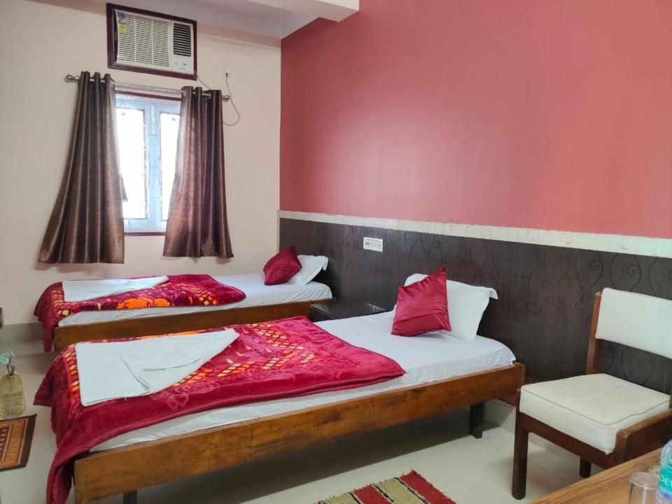 Hotel Vaishnavi Near Baba Dham Temple دوغار المظهر الخارجي الصورة