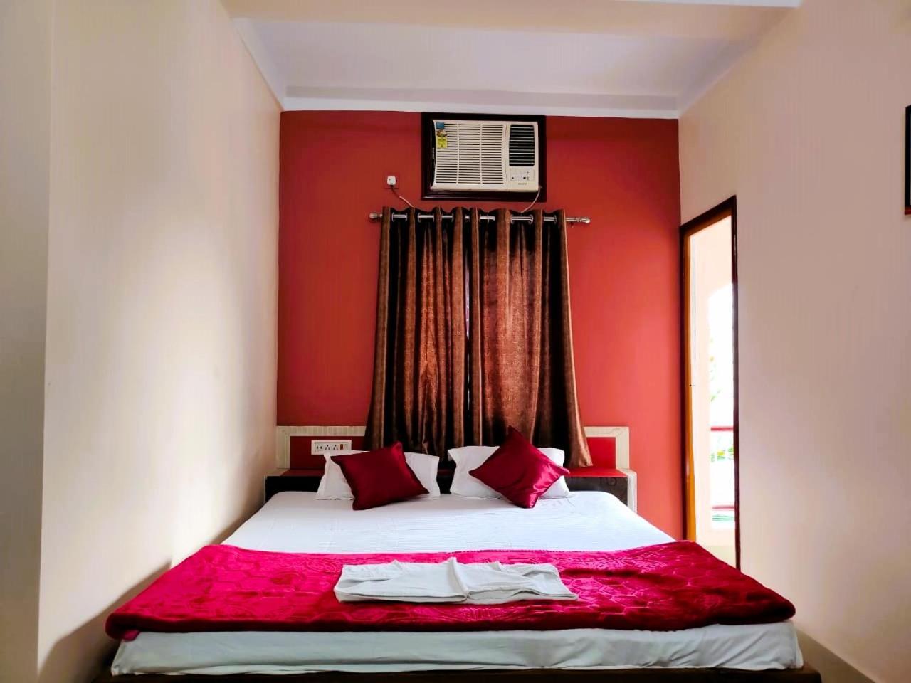 Hotel Vaishnavi Near Baba Dham Temple دوغار المظهر الخارجي الصورة